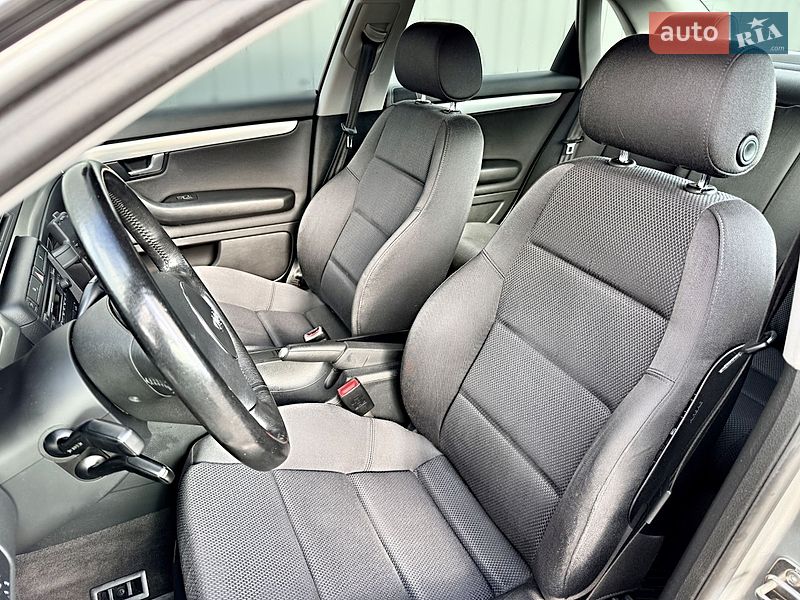Седан Audi A4 2002 в Дрогобыче