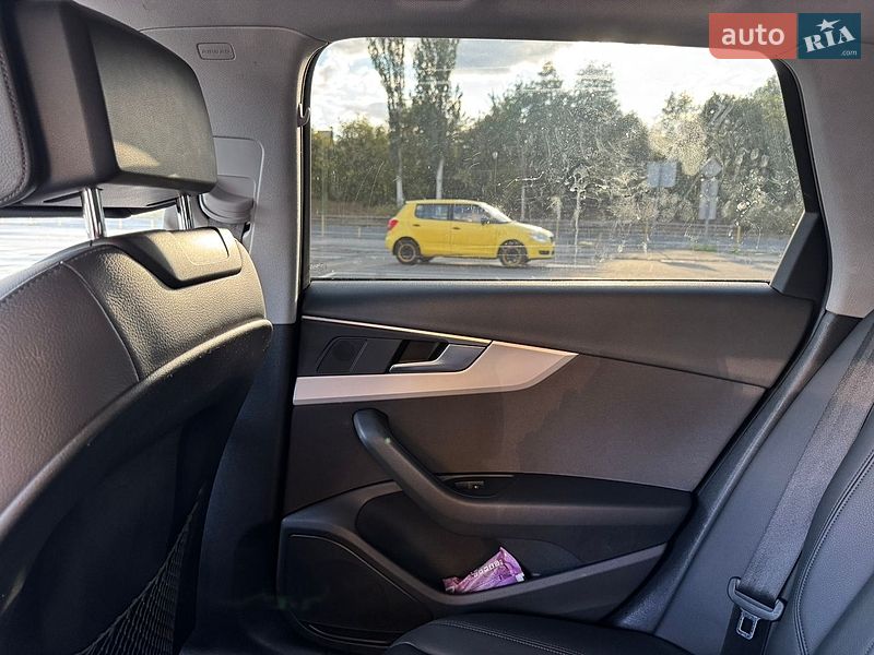 Універсал Audi A4 2019 в Києві