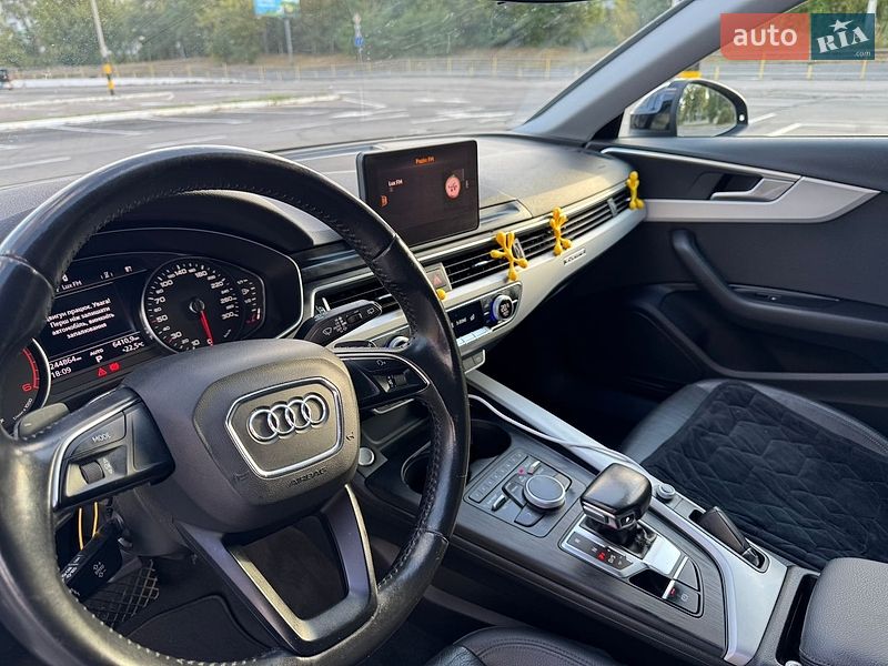 Універсал Audi A4 2019 в Києві