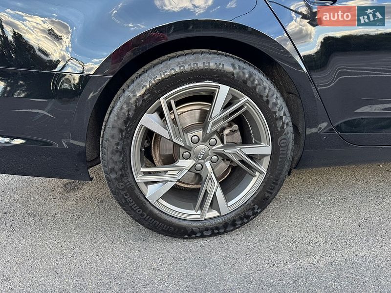 Універсал Audi A4 2019 в Києві