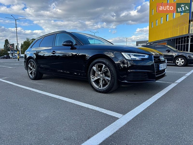 Універсал Audi A4 2019 в Києві