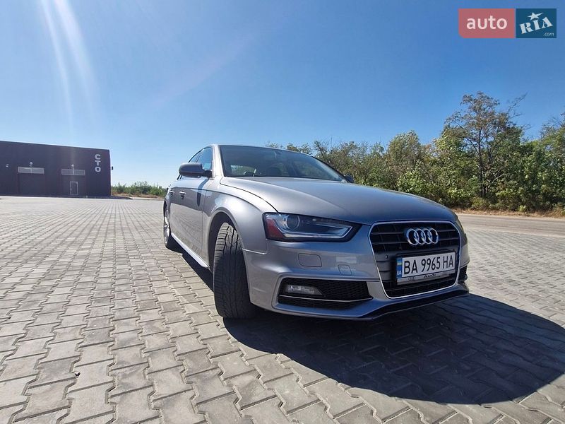 Седан Audi A4 2014 в Кропивницком