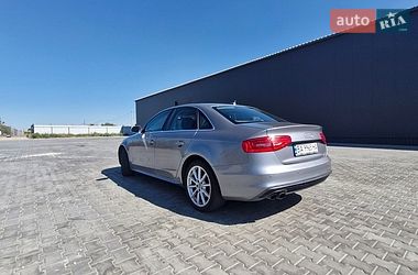 Седан Audi A4 2014 в Кропивницком