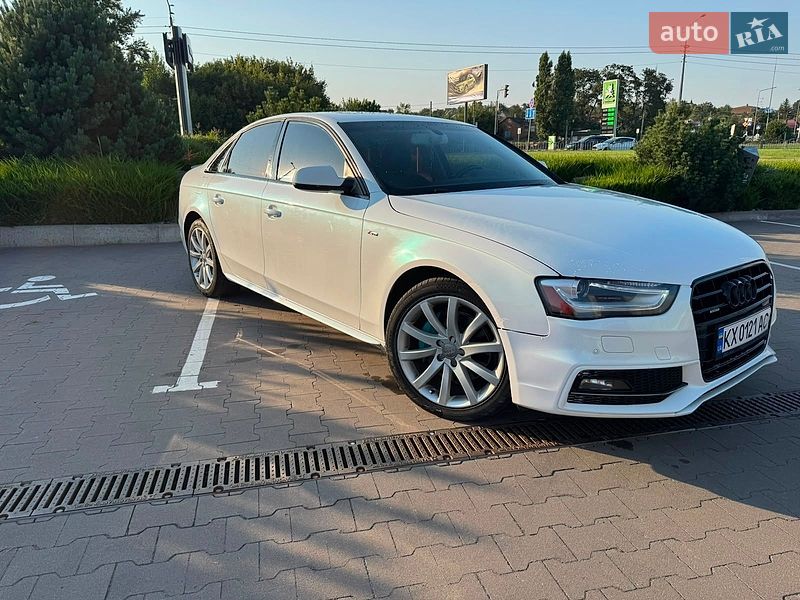 Седан Audi A4 2013 в Харкові