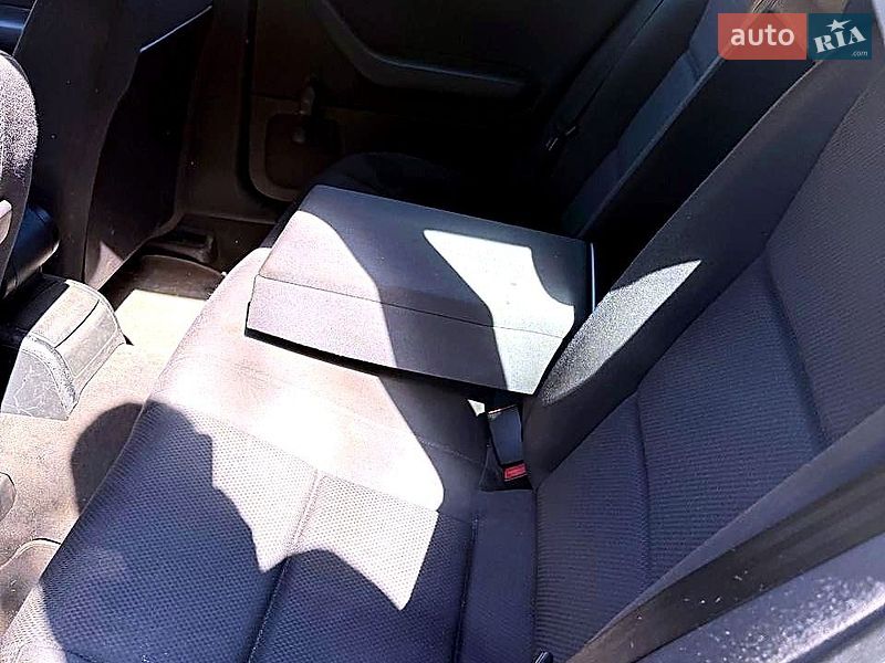 Универсал Audi A4 2003 в Харькове
