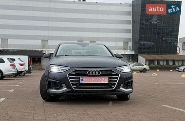 Audi A4  2020