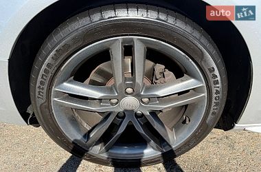 Седан Audi A4 2014 в Києві