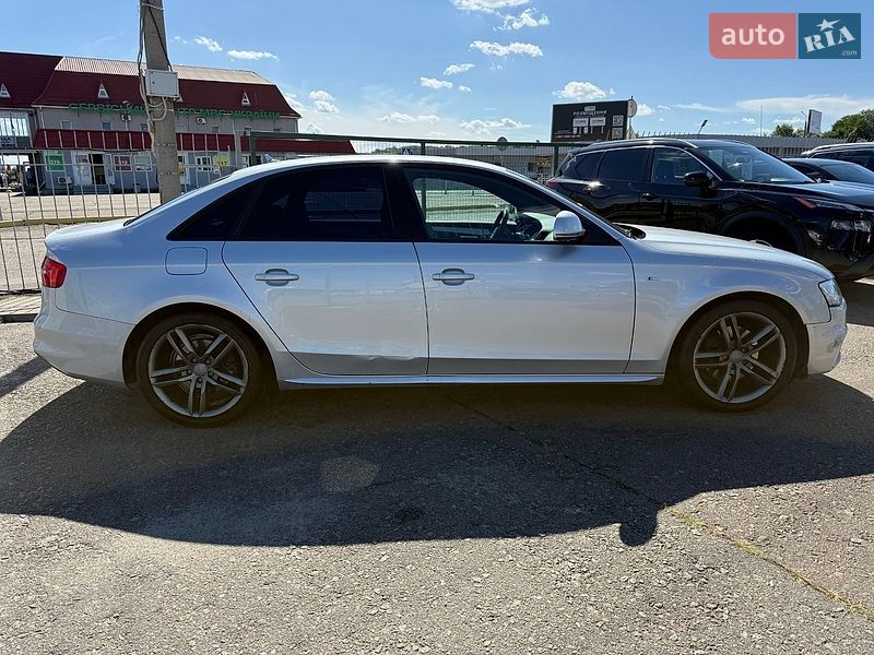 Седан Audi A4 2014 в Києві