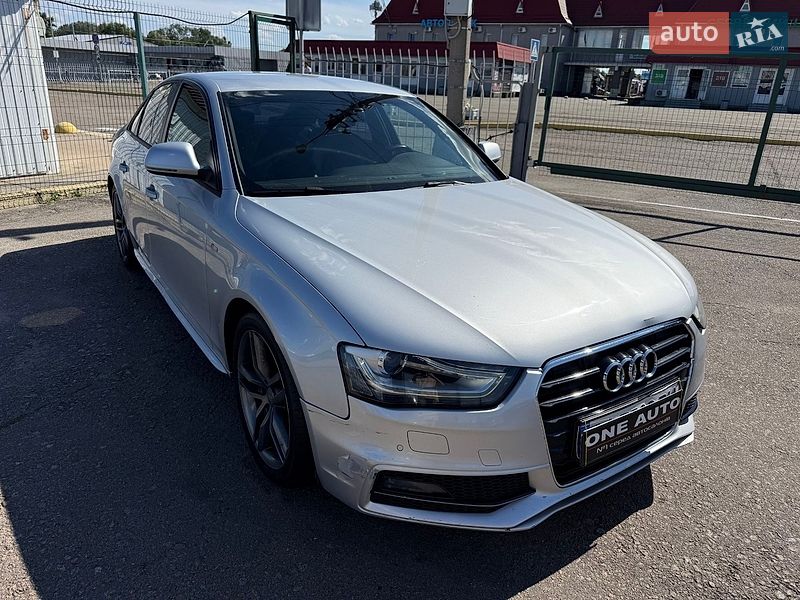 Седан Audi A4 2014 в Києві