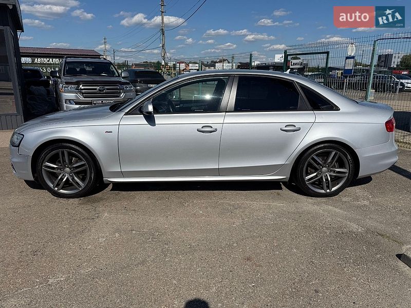 Седан Audi A4 2014 в Києві