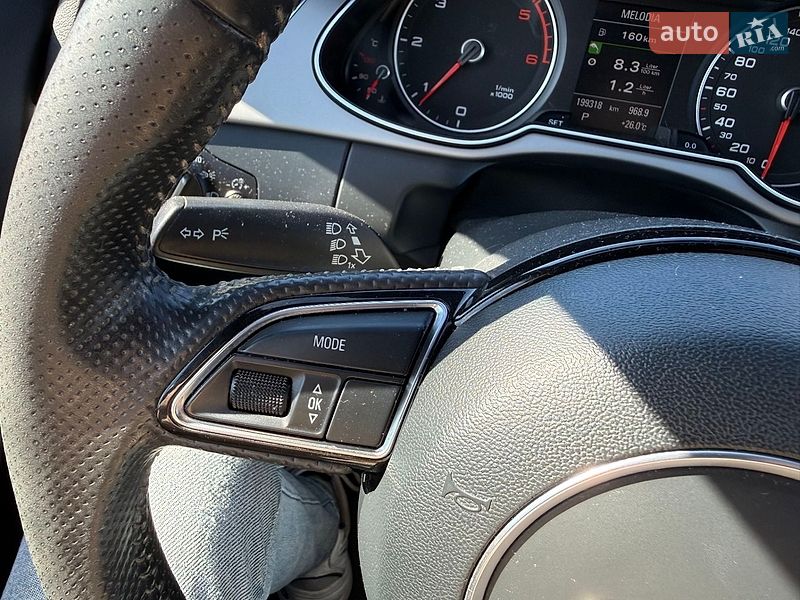 Седан Audi A4 2014 в Києві