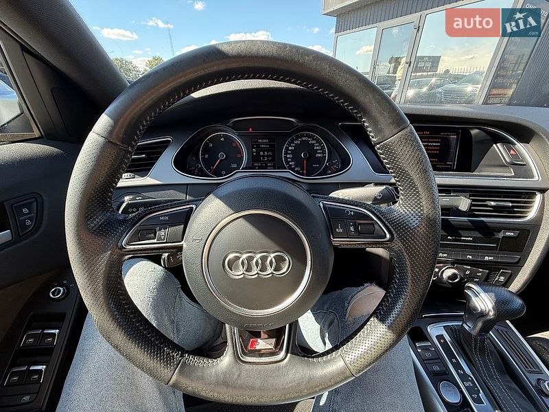 Седан Audi A4 2014 в Києві
