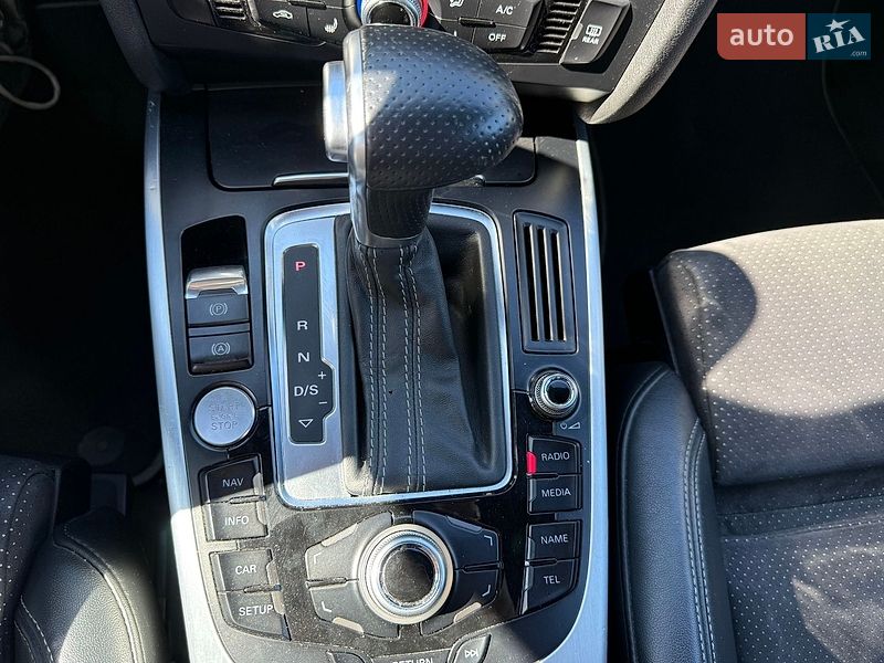 Седан Audi A4 2014 в Києві