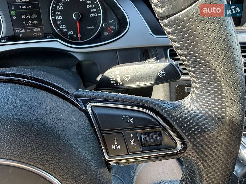 Седан Audi A4 2014 в Києві