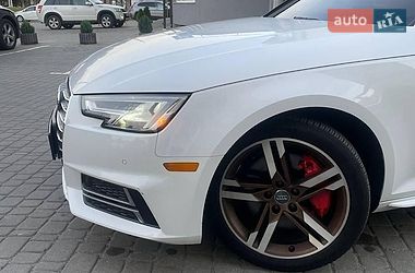 Седан Audi A4 2017 в Вінниці