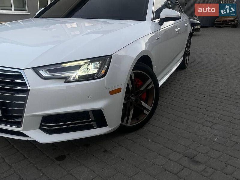 Седан Audi A4 2017 в Вінниці