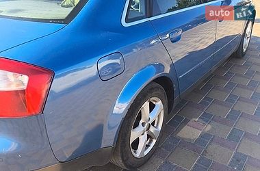 Седан Audi A4 2002 в Гайсину