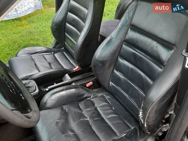 Седан Audi A4 1995 в Деньги