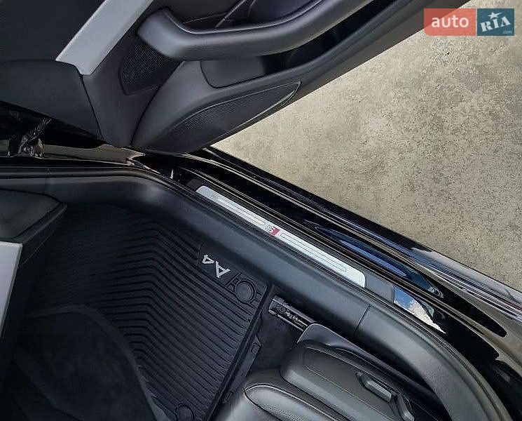 Седан Audi A4 2018 в Києві