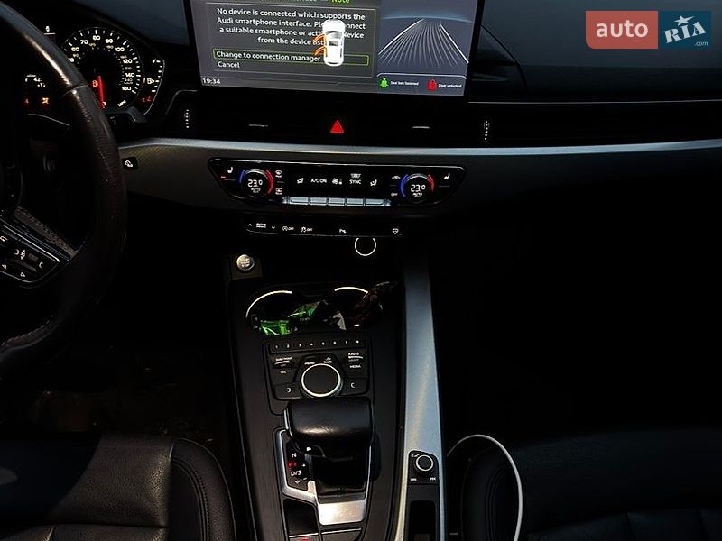 Седан Audi A4 2017 в Дніпрі