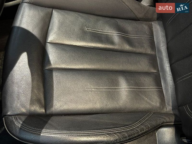 Седан Audi A4 2017 в Дніпрі