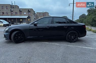 Седан Audi A4 2017 в Дніпрі