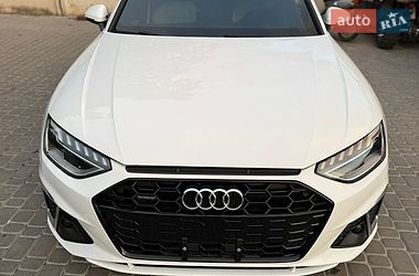Audi A4  2021