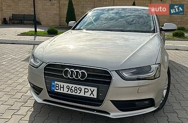Audi A4  2012