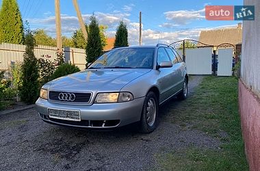 Audi A4  1998