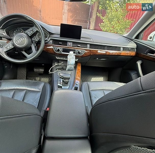 Седан Audi A4 2019 в Києві