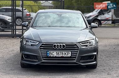 Седан Audi A4 2016 в Львове