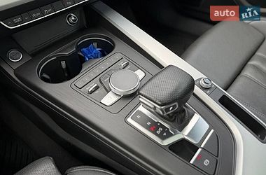 Седан Audi A4 2016 в Львове