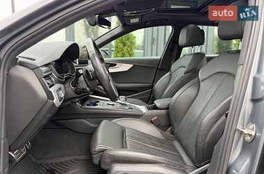 Седан Audi A4 2016 в Львове