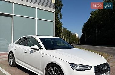 Audi A4  2016