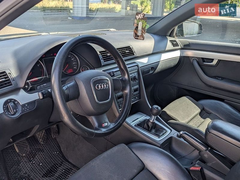 Универсал Audi A4 2005 в Днепре