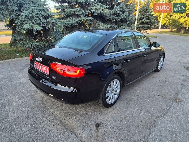 Седан Audi A4 2015 в Полтаві