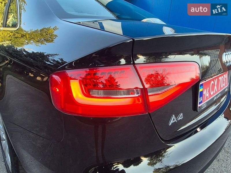 Седан Audi A4 2015 в Полтаві
