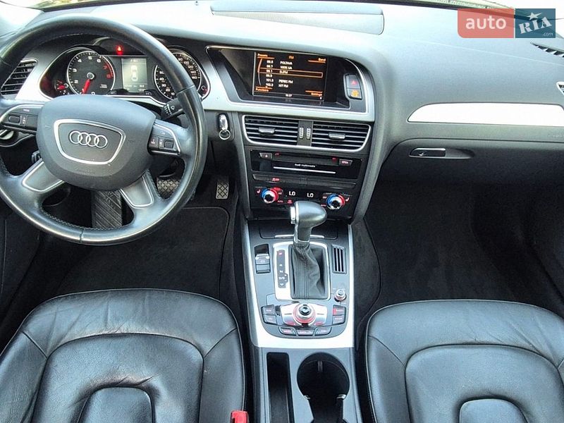 Седан Audi A4 2015 в Полтаві