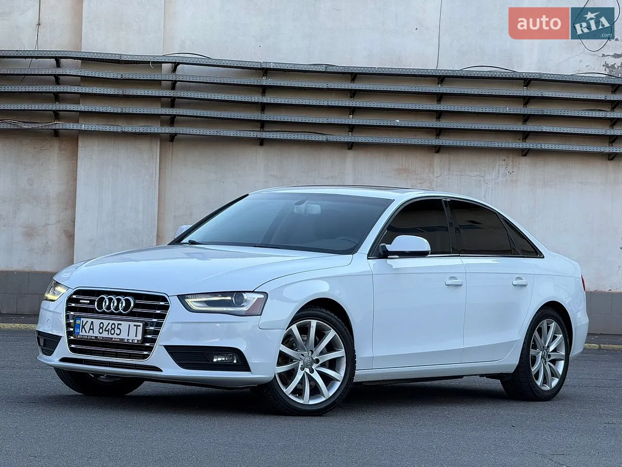 2013 Audi A4 - мініатюра 2