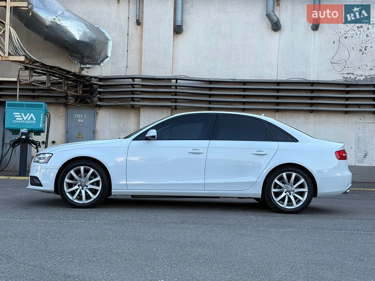 2013 Audi A4 - мініатюра 4