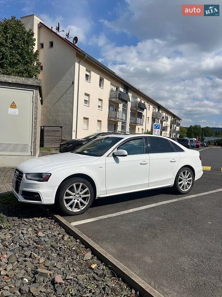2013 Audi A4 - мініатюра 2