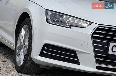 Седан Audi A4 2017 в Стрые