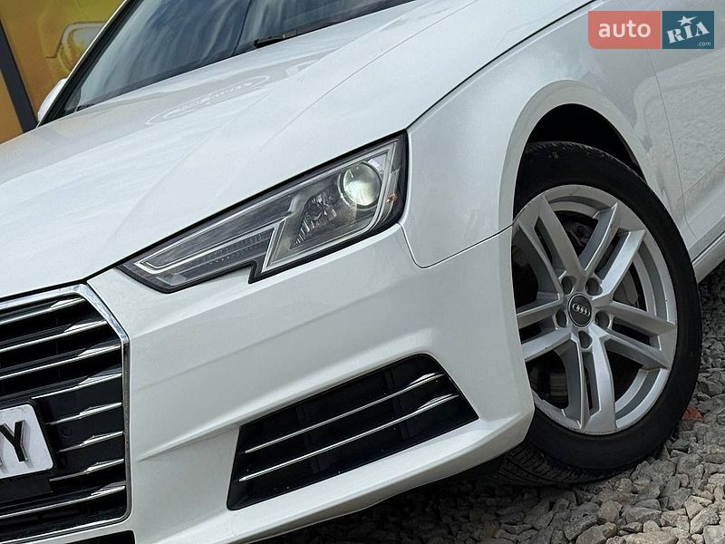 Седан Audi A4 2017 в Стрые