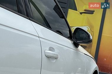 Седан Audi A4 2017 в Стрые