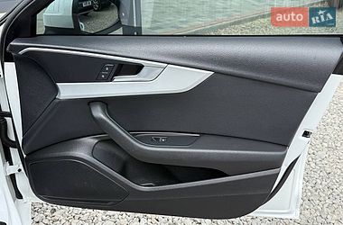 Седан Audi A4 2017 в Стрые
