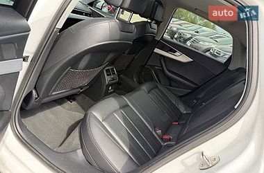 Седан Audi A4 2017 в Стрые