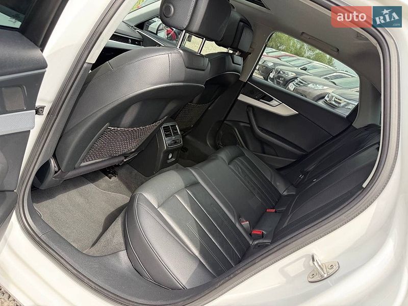 Седан Audi A4 2017 в Стрые