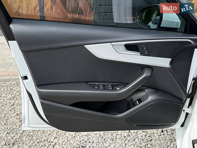 Седан Audi A4 2017 в Стрые