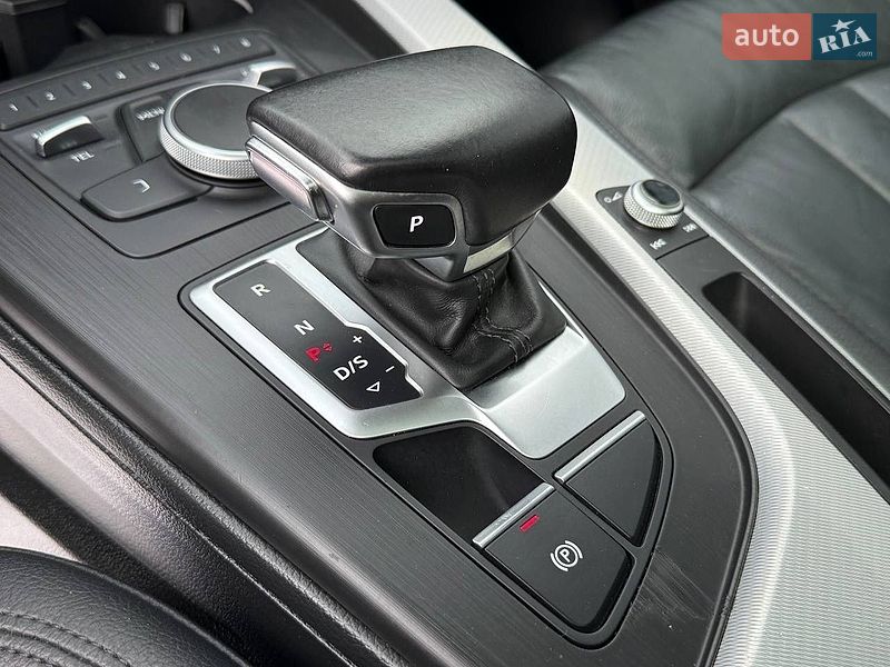 Седан Audi A4 2017 в Стрые