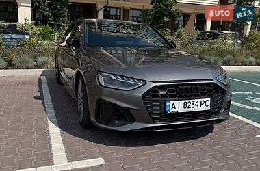 Audi A4  2019